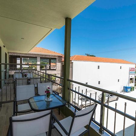 Albatros Apartments Скала Потамияс Екстериор снимка