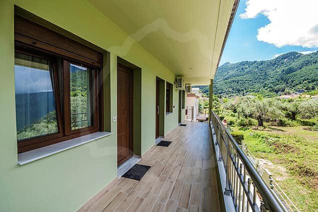 Albatros Apartments Скала Потамияс Екстериор снимка
